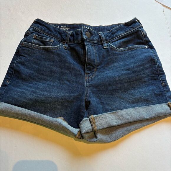 a.n.a. Women's Mid Rise Denim Shortie Shorts Blue Size 4 Cuffed - Picture 3 of 5